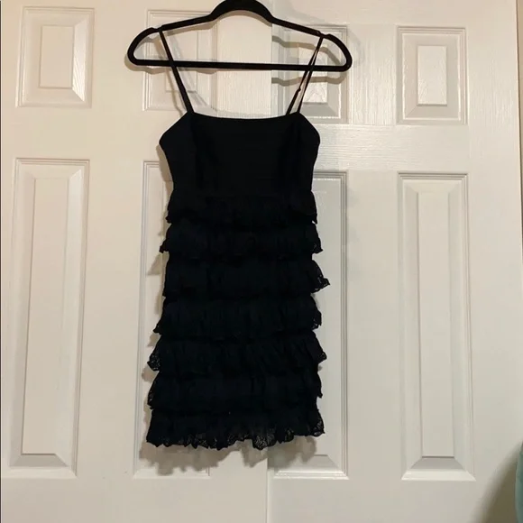 Herve Leger Black Tiered Mini Dress - Picture 2 of 6